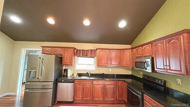 315 Arcadia Rd in Goshen, NY - Building Photo - Building Photo