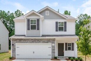 204 Neal Dr in Charlotte, NC - Building Photo