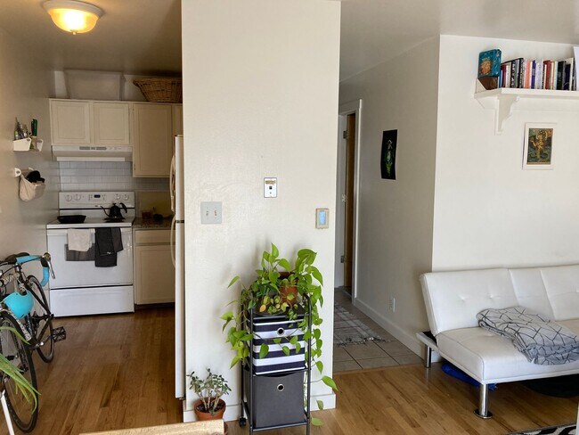 3597 Nottingham Ct in Boulder, CO - Building Photo - Building Photo