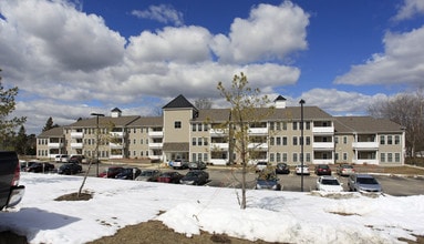 Grandview Commons in Burlington, MA - Foto de edificio - Building Photo