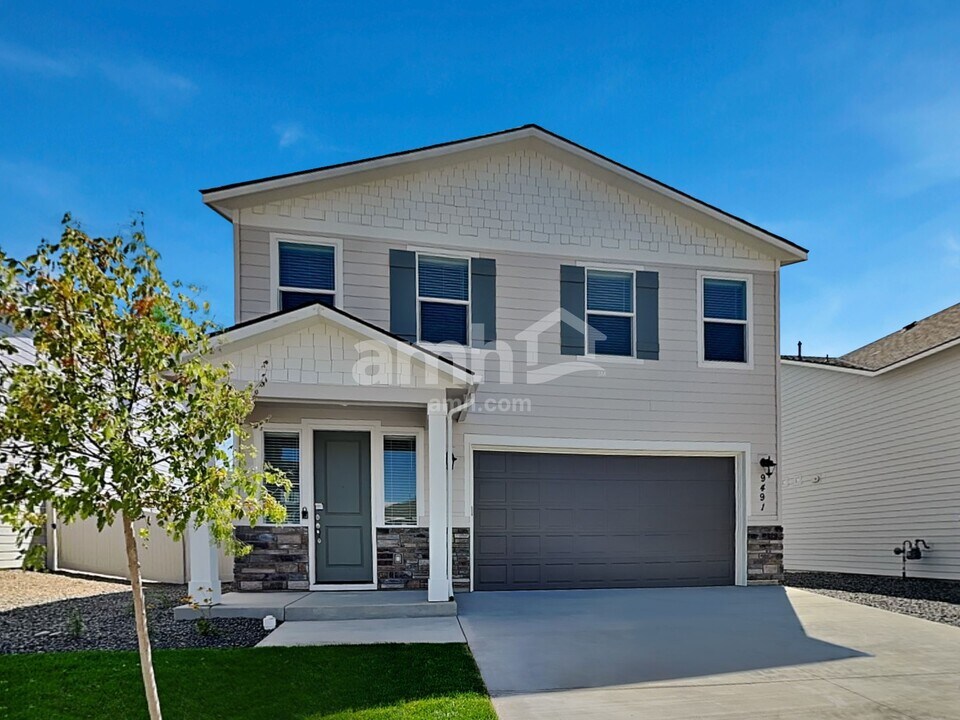 9491 W Shumard St in Star, ID - Building Photo