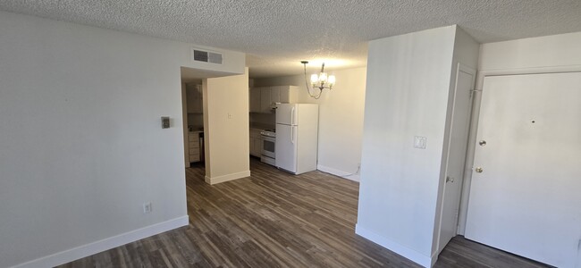 5116 Williams Fork Trl, Unit 213 in Boulder, CO - Building Photo - Building Photo