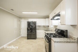 7107 Willow Green Ct SW in Covington, GA - Foto de edificio - Building Photo