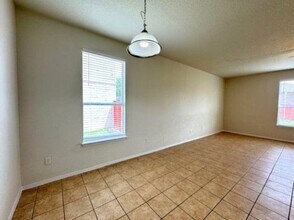 3310 Coahuila Way in San Antonio, TX - Building Photo - Building Photo