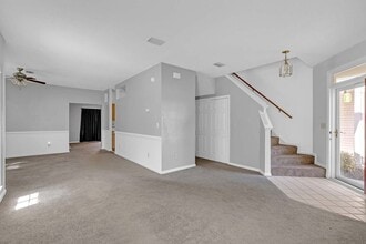 961 Water Oak Ct in Newport News, VA - Building Photo - Building Photo