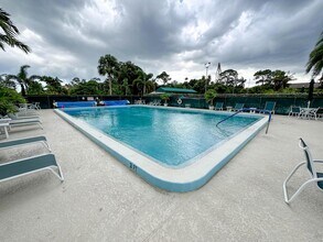 2950 SE Ocean Blvd, Unit 126-4 in Stuart, FL - Building Photo - Building Photo