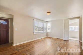 185 N Harlan St in Lakewood, CO - Building Photo - Building Photo
