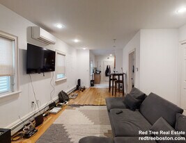 164 L St, Unit 2 in Boston, MA - Building Photo
