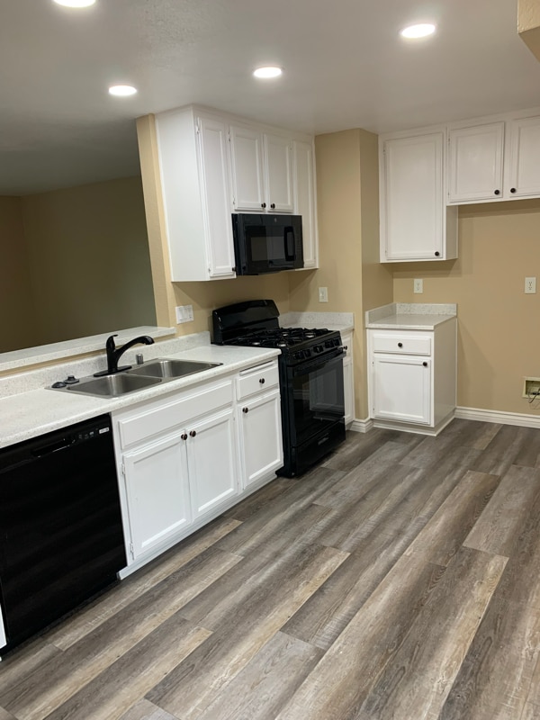 property at 1365 Crafton Ave