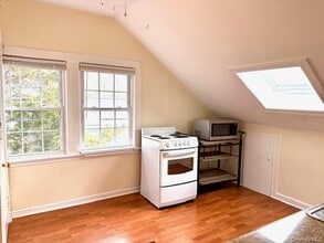 119 Lake Shore Dr in Patchogue, NY - Building Photo - Building Photo