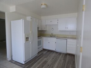 251-253 St Clair Ave in Longmont, CO - Building Photo - Building Photo