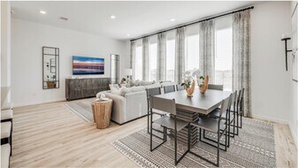 2202 Via Isa Ln in Houston, TX - Building Photo