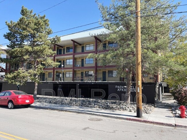 160 Park St in Reno, NV - Building Photo - Building Photo