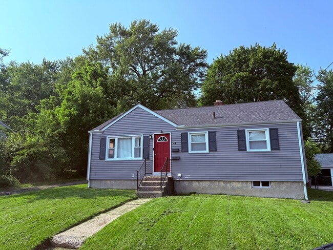 property at 44 Haddam St