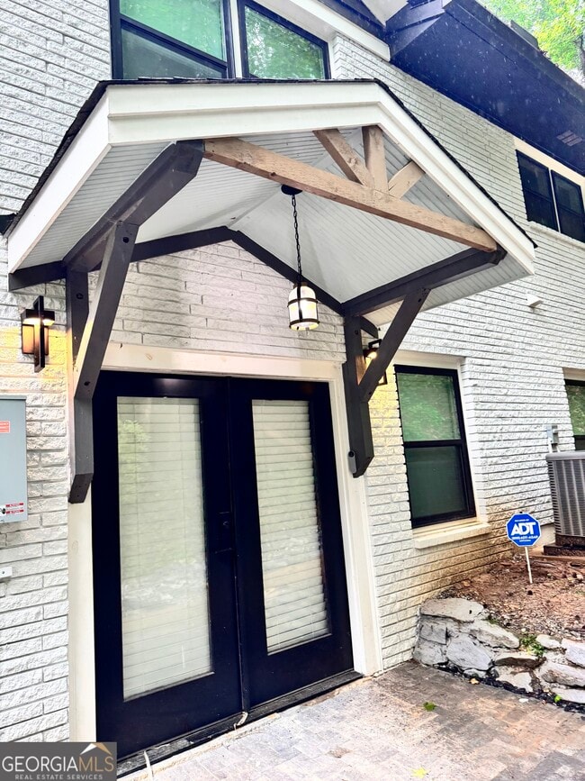 property at 2618 Meadow Lark Dr