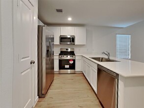 21566 Casavatore Dr in New Caney, TX - Building Photo - Building Photo