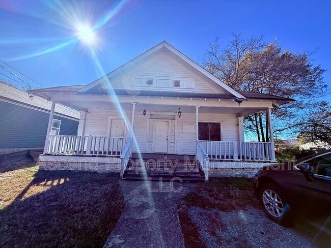 property at 2810 E 46th St