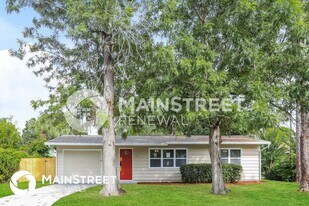 250 N Shade Ave in Sarasota, FL - Building Photo