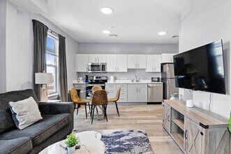 95 Broadway-SI ID1240362P, Unit SI ID1240362P in Everett, MA - Building Photo - Building Photo