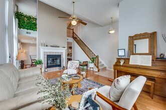 5670 High Creek Dr in Dallas, TX - Building Photo - Building Photo