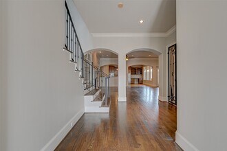 7619 Pine Ridge Terrace Rd in Houston, TX - Building Photo - Building Photo
