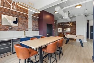 Ventana Lofts in St. Louis, MO - Foto de edificio - Building Photo