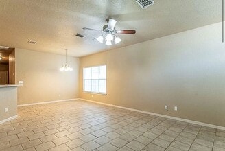 1411 French St in Belton, TX - Building Photo - Building Photo