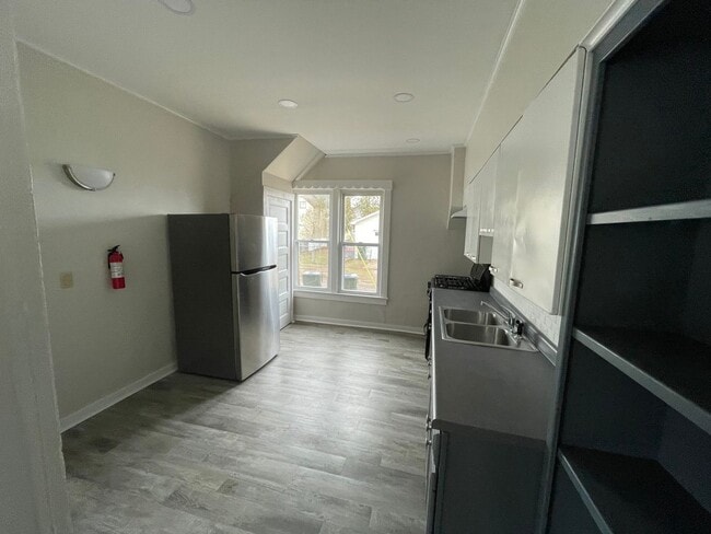 319 18th St N in Escanaba, MI - Building Photo - Building Photo