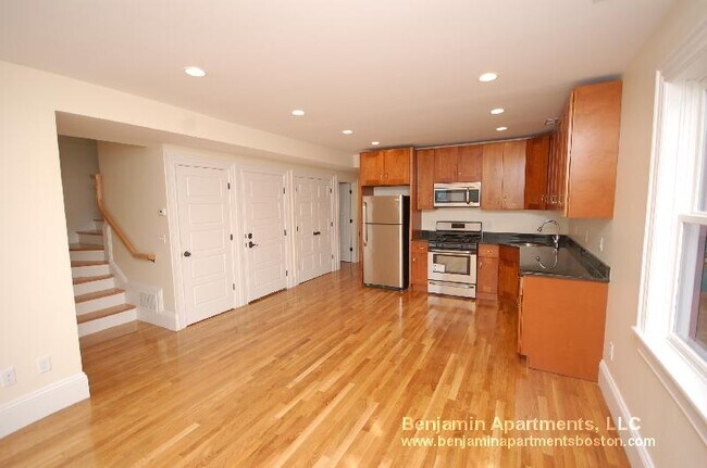 property at 86 Linden St