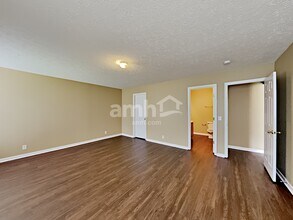 3173 Hidden Creek Dr in Nashville, TN - Building Photo - Building Photo