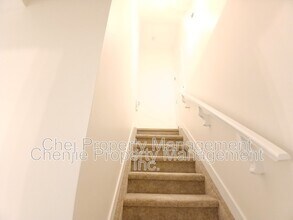 5102 River’s Edge Wy NW in Edmonton, AB - Building Photo - Building Photo