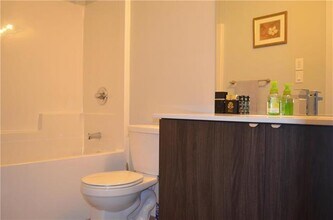 718 Kylemore Ave in Winnipeg, MB - Building Photo - Building Photo