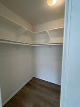 1735 N Willow Woods Dr in Anaheim, CA - Building Photo - Building Photo