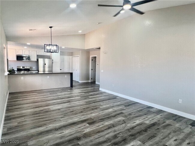 3327 Erva St in Las Vegas, NV - Building Photo - Building Photo