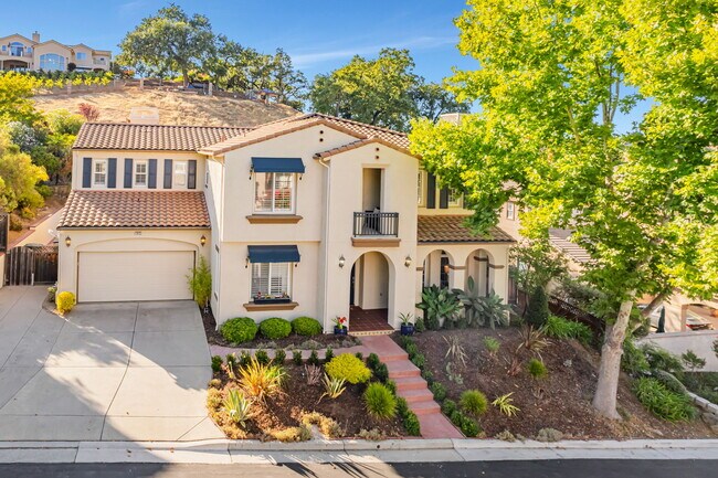 property at 7473 Hoylake Ct