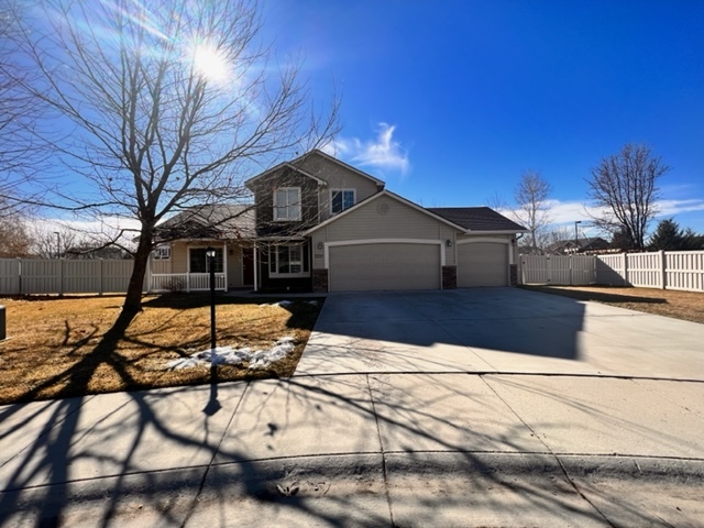 2225 W Steely Ct in Kuna, ID - Building Photo