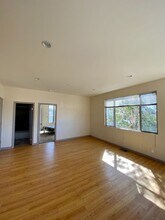 157 S Laurel St in Ventura, CA - Building Photo - Building Photo