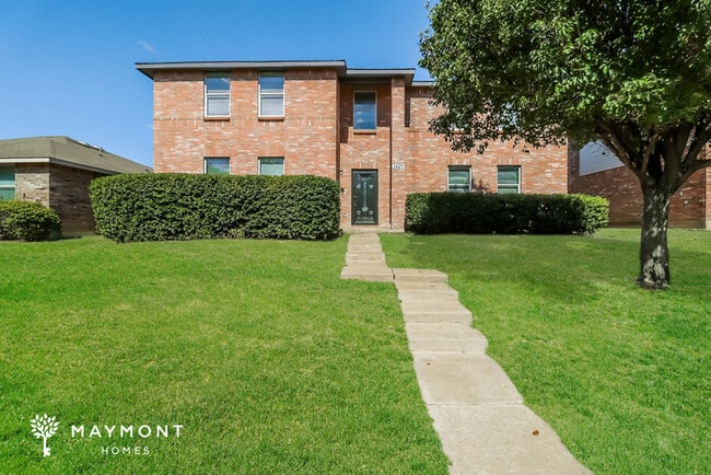 property at 1427 Golden Grass Dr