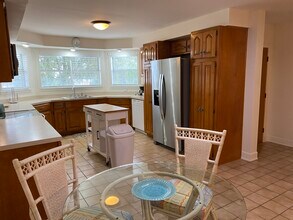 5802 Monterey Ave, Unit Upstairs in Pensacola, FL - Building Photo - Building Photo