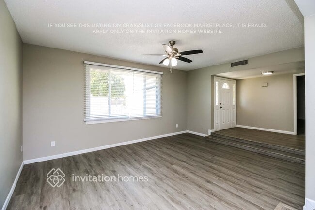 14851 N 55th Ave in Glendale, AZ - Building Photo - Building Photo