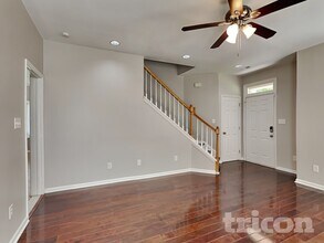 9226 Stone Abbey Pl in Charlotte, NC - Foto de edificio - Building Photo