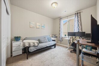 368 Wishkah Dr in Richland, WA - Building Photo - Building Photo