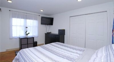 740 Quinnipiac Ave, Unit 1 in New Haven, CT - Building Photo - Building Photo