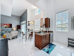 450 N Federal Hwy in Boynton Beach, FL - Foto de edificio - Building Photo