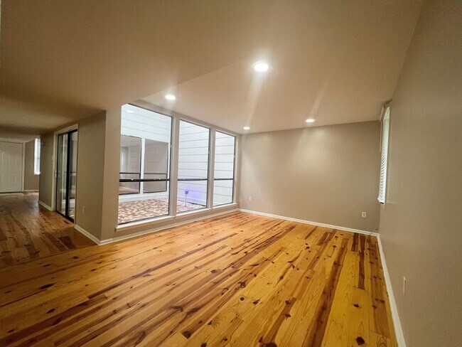 1925 Autobahn Dr in Germantown, TN - Building Photo - Building Photo