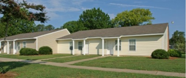 Conway Village Apartments in Conway, NC - Building Photo