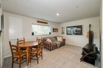 1675 Sager Way in Batavia, IL - Building Photo - Building Photo