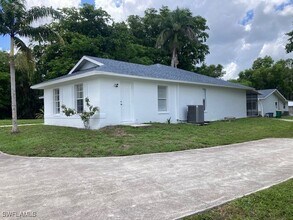 130 Price St in Naples, FL - Building Photo - Building Photo