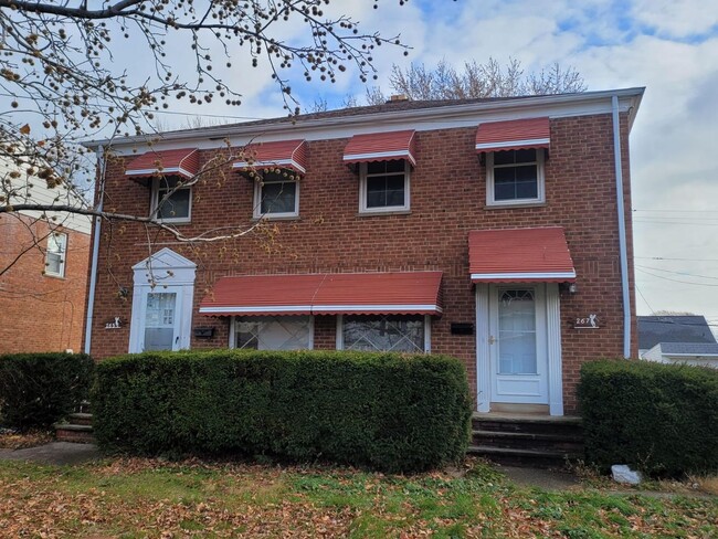267 E 250th St in Euclid, OH - Building Photo - Building Photo