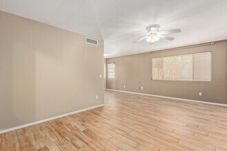 30225 N Sunray Dr in San Tan Valley, AZ - Building Photo - Building Photo